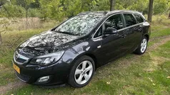 Zwart Gebruikt 2012 Opel Astra Sport Stationwagen | € 3.950 (Goede deal)
