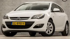 Wit Gebruikt 2015 Opel Astra Stationwagen | € 10.445 (Goede deal)