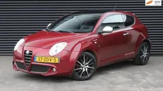 Rood, metallic lak Gebruikt 2012 Alfa Romeo MiTo Distinctive Hatchback | € 3.450 (Goede deal)