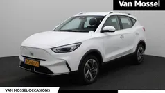 Wit Gebruikt 2022 MG ZS Comfort Sedan | € 20.495 (Eerlijke prijs)