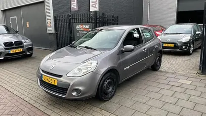 Occasion 2013 Renault Clio IV Hatchback | € 2.499 (Eerlijke prijs)