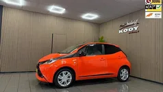 Oranje Gebruikt 2016 Toyota Aygo Sport Hatchback | € 7.475 (Eerlijke prijs)