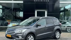 Grijs, metallic lak Gebruikt 2018 Ford Kuga Titanium SUV | € 13.995 (Super prijs)