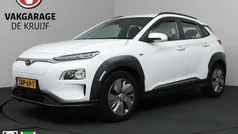 Gebruikt 2020 Hyundai Kona Premium SUV | € 19.245 (Eerlijke prijs)