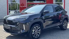 Zwart Nieuw 2025 Toyota Yaris Cross Comfort SUV | € 30.900 (Super prijs)