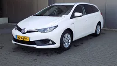 Wit Gebruikt 2015 Toyota Auris Hybrid Stationwagen | € 11.900 (Goede deal)