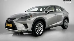 Grijs Gebruikt 2020 Lexus NX300h Business Edition SUV | € 39.950 (Eerlijke prijs)