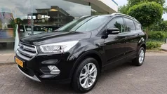 Gebruikt 2019 Ford Kuga Titanium SUV | € 18.800 (Eerlijke prijs)