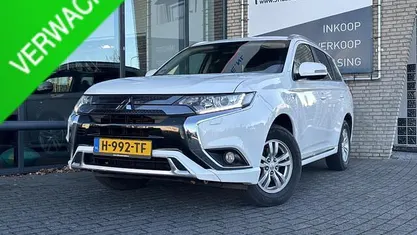 Gebruikt 2020 Mitsubishi Outlander SUV | € 16.500 (Super prijs)