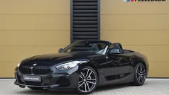 Zwart, metallic lak Gebruikt 2020 BMW Z4 M Sport Cabriolet | € 39.950 (Eerlijke prijs)