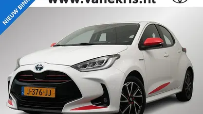 Occasion Toyota Yaris Hybrid Edition 116 PK (85 kW) 2020 Wit Hatchback