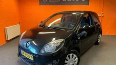 Zwart Gebruikt 2008 Renault Twingo Night&Day Hatchback | € 1.850 (Eerlijke prijs)