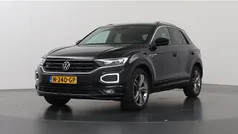 Zwart Gebruikt 2021 VW T-Roc Business SUV | € 27.830 (Eerlijke prijs)