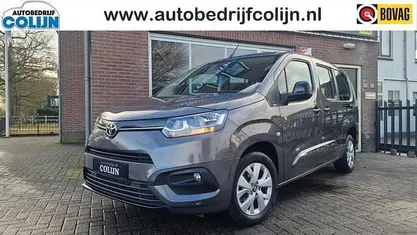 Grijs (metallic) Occasion 2022 Toyota Proace Verso City Stationwagen | € 28.850 (Goede deal)