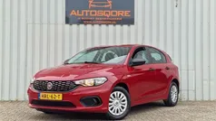 Rood Gebruikt 2017 Fiat Tipo Pop Hatchback | € 8.950 (Eerlijke prijs)