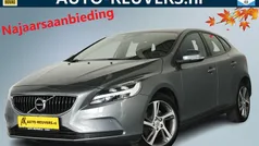 Grijs Gebruikt 2017 Volvo V40 Momentum Stationwagen | € 17.900 (Eerlijke prijs)