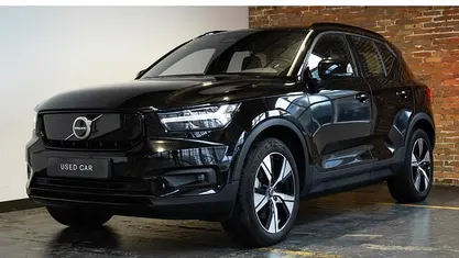 Zwart Gebruikt 2020 Volvo XC40 R-Design SUV | € 26.950 (Eerlijke prijs)