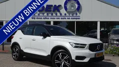 Wit Gebruikt 2022 Volvo XC40 R-Design SUV | € 35.340 (Eerlijke prijs)