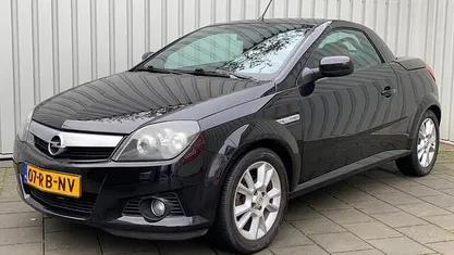 Occasion Opel Tigra Cosmo 90 PK (66 kW) 2005 Cabriolet