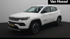 Gebruikt 2024 Jeep Compass Altitude SUV | € 33.940 (Eerlijke prijs)