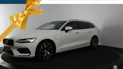 Wit Gebruikt 2020 Volvo V60 Inscription Stationwagen | € 28.800 (Super prijs)