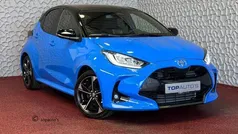 Blauw, metallic lak Nieuw 2025 Toyota Yaris Edition Hatchback | € 30.888 (Super prijs)