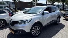 Grijs, metallic lak Gebruikt 2018 Renault Kadjar LIMITED SUV | € 12.950 (Eerlijke prijs)