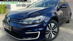 Blauw Gebruikt 2018 VW e-Golf Hatchback | € 13.950 (Eerlijke prijs)