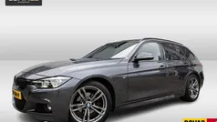 Grijs Gebruikt 2019 BMW 318 M Sport Stationwagen | € 20.944 (Eerlijke prijs)