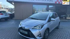 Grijs Gebruikt 2020 Toyota Yaris Edition Hatchback | € 16.950 (Eerlijke prijs)