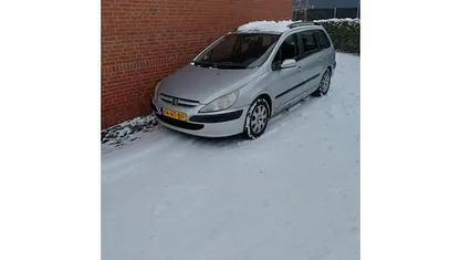 Occasion 2004 Peugeot 307 Stationwagen | € 950 (Goede deal)