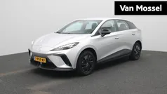 Grijs Gebruikt 2023 MG MG4 EV Hatchback | € 19.495 (Eerlijke prijs)