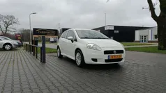 Wit Gebruikt 2010 Fiat Grande Punto Hatchback | € 799 (Eerlijke prijs)