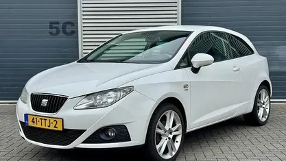 Occasion Seat Ibiza SC 105 PK (77 kW) 2012 Wit Hatchback