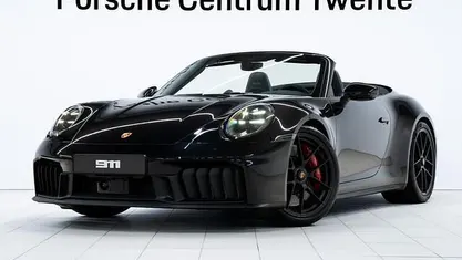 Zwart Nieuw 2025 Porsche 911 Carrera 4 Cabriolet Cabriolet | € 279.900 (Eerlijke prijs)