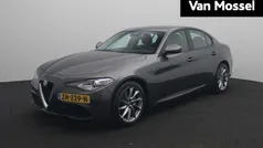 Grijs Gebruikt 2019 Alfa Romeo Giulia Super Sedan | € 21.940 (Super prijs)