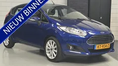 Blauw Gebruikt 2016 Ford Fiesta Titanium Hatchback | € 8.950 (Eerlijke prijs)