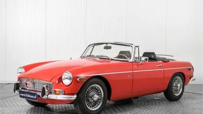 Rood Gebruikt 1971 MG B Cabriolet | € 24.900