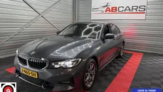 Grijs Gebruikt 2020 BMW 318 Executive Sedan | € 23.750 (Super prijs)