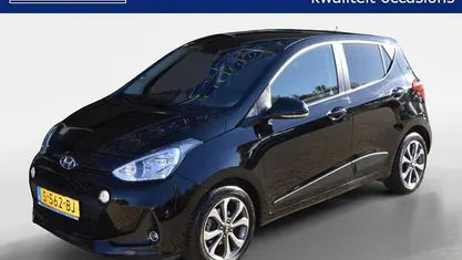 Zwart Gebruikt 2018 Hyundai i10 Comfort Hatchback | € 10.000 (Goede deal)