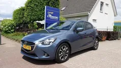 Blauw Gebruikt 2016 Mazda 2 Nakama Hatchback | € 13.950 (Eerlijke prijs)