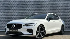 Wit Gebruikt 2023 Volvo S60 Plus Sedan | € 38.694 (Eerlijke prijs)