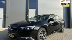 Hatchback Gebruikt 2017 Opel Insignia Innovation Hatchback | € 16.950 (Eerlijke prijs)