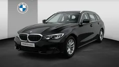 Schwarz ii Gebruikt 2020 BMW 318 Executive Stationwagen | € 24.900 (Goede deal)