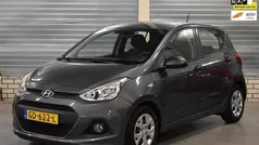 Grijs Gebruikt 2015 Hyundai i10 Hatchback | € 5.250 (Eerlijke prijs)