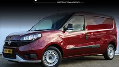 Rood Gebruikt 2023 Fiat Doblò Trekking MPV | € 15.222 (Eerlijke prijs)