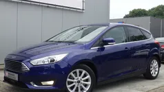Blauw Gebruikt 2015 Ford Focus Titanium Hatchback | € 14.635 (Eerlijke prijs)