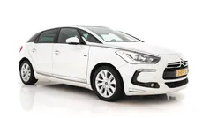 Wit metallic Gebruikt 2013 Citroën DS5 Business Class Hatchback | € 9.645 (Eerlijke prijs)