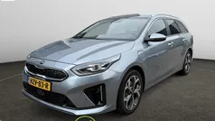 Grijs Gebruikt 2021 Kia Ceed Stationwagen | € 25.095 (Eerlijke prijs)