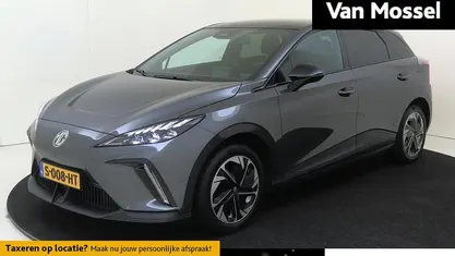 Gebruikt 2023 MG MG4 EV Luxury Hatchback | € 22.940 (Eerlijke prijs)